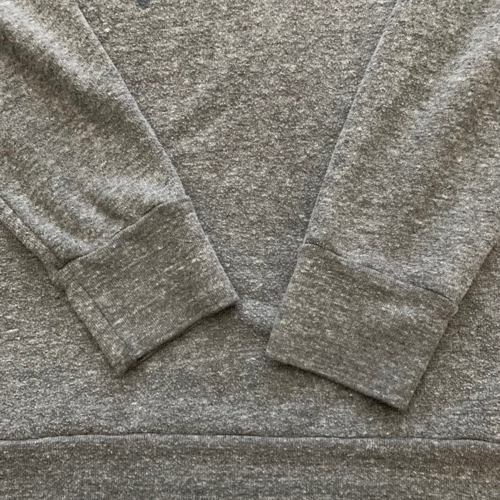 Obey All City Pullover Sweatshirt. Women's Medium. - Picture 5 of 10